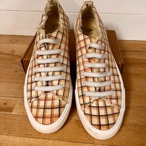 Rocket Dog Women’s Jokes Slip-on Plaid Low-Top Sneakers. Size 8.5